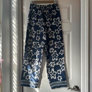Club med 100% cotton navy and white floral stripe beach vacation coverup pant S